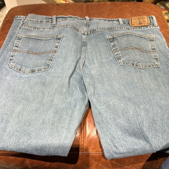 Levi Strauss Signature Gold Mens Jeans 42 x 32 Relaxed Fit - Picture 5 of 7
